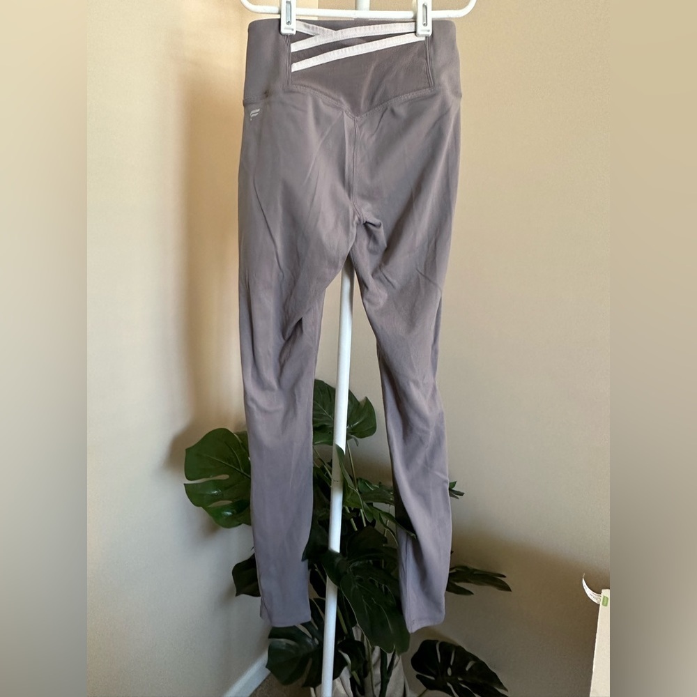 Fabletics Trinity Motion High-Waisted Pocket Legg… - image 4